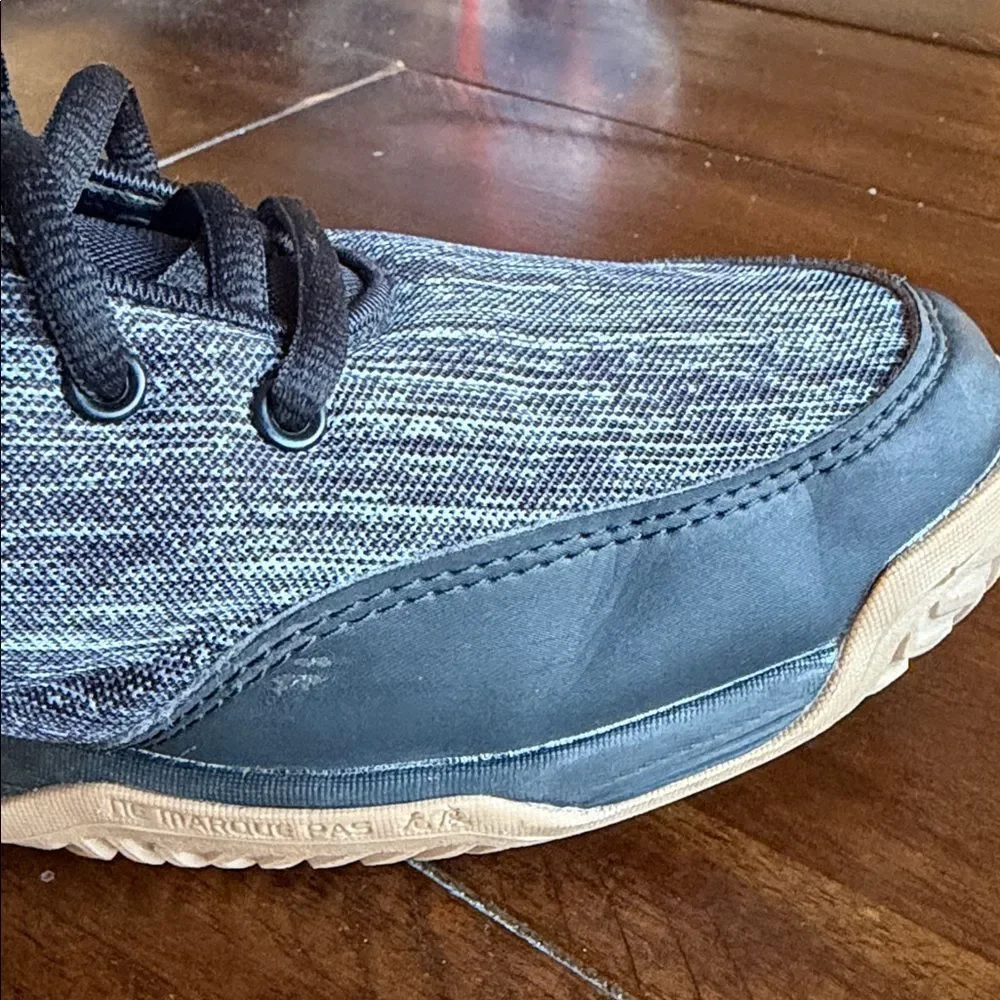 Adidas Libra 6 indoor volleyball